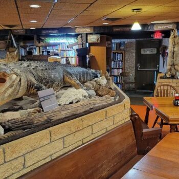 There's a Rustic Florida Restaurant Near Orlando Still Serving Gator, Venison, and Frog Legs Since 1952
