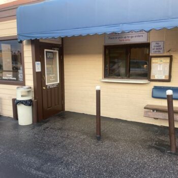 This Humble St. Augustine Shack Has Been Frying the South's Most Legendary Shrimp Since 1965