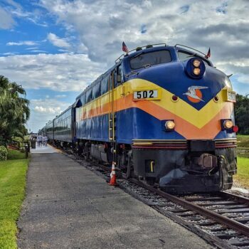 This Fascinating Florida Train Ride Is a Hidden Gem Almost Nobody Talks About