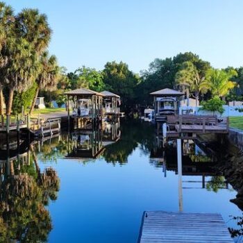 This Quiet Florida Town Where Rent Stays Under $700 Lets Life Move Beautifully Slow