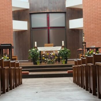 11 Arizona Churches So Ornately Carved You'll Swear You've Wandered Into A Spanish Cathedral