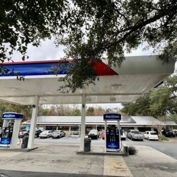 This Tiny Micanopy Country Store Is Hiding Some of Florida's Best Barbecue Inside a Gas Station