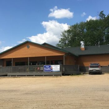 This Humble Little Minnesota Bar Tucked Away By A Lake Fries Up A Fish Fry Locals Drive Backroads For