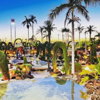 Florida's Oldest Mini Golf Course Still Has a 23-Foot T-Rex Named Hammy Standing Guard