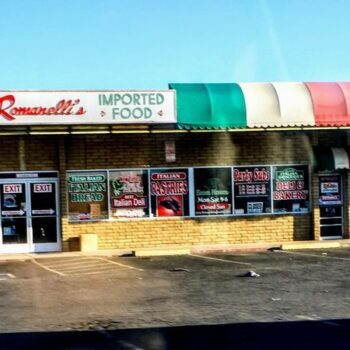 This Arizona Bakery Has Been Rolling Cannoli By Hand For Decades And Locals Won't Eat Anywhere Else