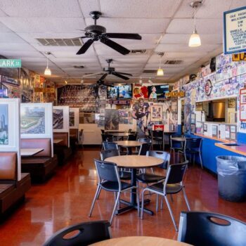 Why Fly To Chicago When This Phoenix Spot Serves Steamed Sliders And Thick Shakes Like The Real Thing