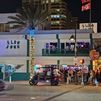 This Fort Lauderdale Bar Where 'Where the Boys Are' Was Filmed Still Pours History Every Night