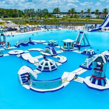 This Hidden Crystal Lagoon Just 30 Minutes From Tampa Feels Exactly Like the Caribbean