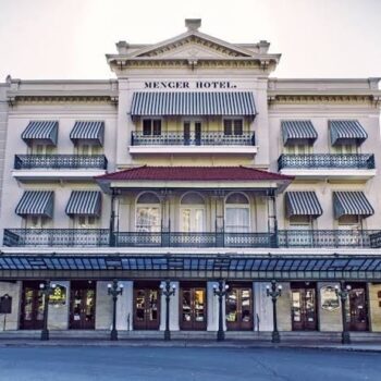 Guests Check Into This Historic Texas Hotel Hoping To Meet Its Resident Ghosts