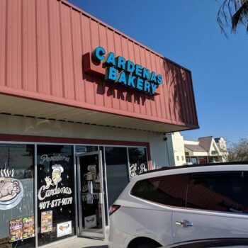 This Tiny Mexican Bakeshop Near Orlando Is the Kind of Hidden Gem Locals Line Up For at Dawn